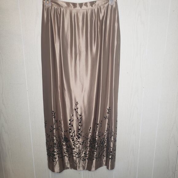 Paul Harris Design vintage long satin embroidered skirt Sz Large - Picture 11 of 12